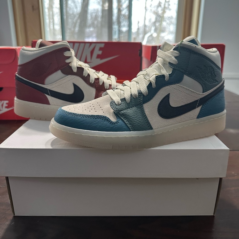 Jordan 1 mid - anti gravity machines 8W